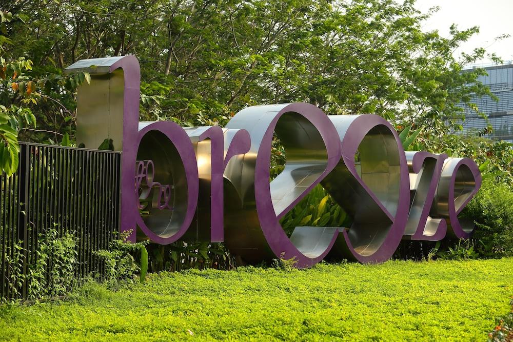 Hotel Santika Premiere Ice - Bsd City Serpong Buitenkant foto
