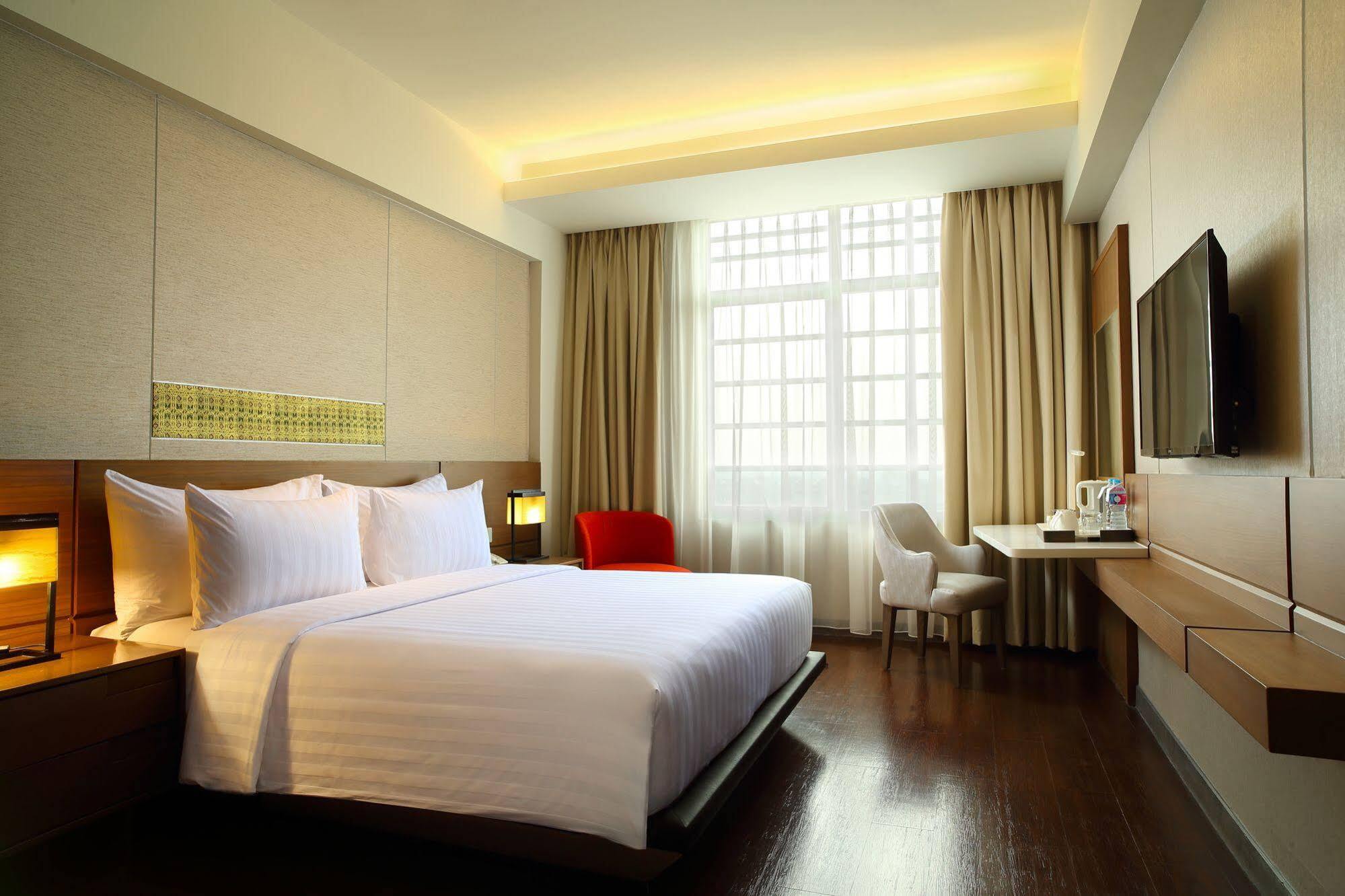 Hotel Santika Premiere Ice - Bsd City Serpong Buitenkant foto